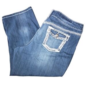 Maurice's Capri Size 15/16